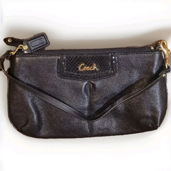 NWOT 💥 COACH MINI BLACK TEXTURED and CROC LEATHER BAG ADORABLE! - Picture 1 of 10